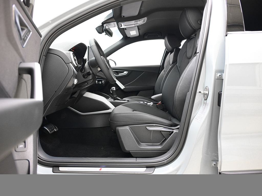 Audi Q2 35 TFSI S tronic S Line KomfortpaketSitze+AssistenzpaketParken