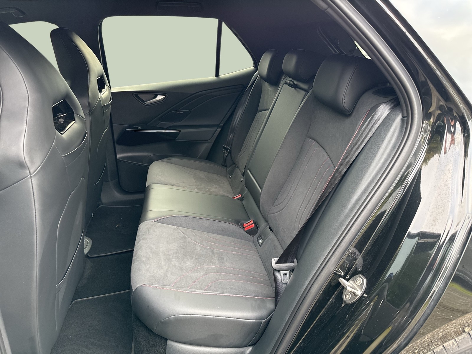 Volkswagen ID.3 GTX WÄRMEPUMPE ACC LM20 NAVI CARPLAY SITZHZ