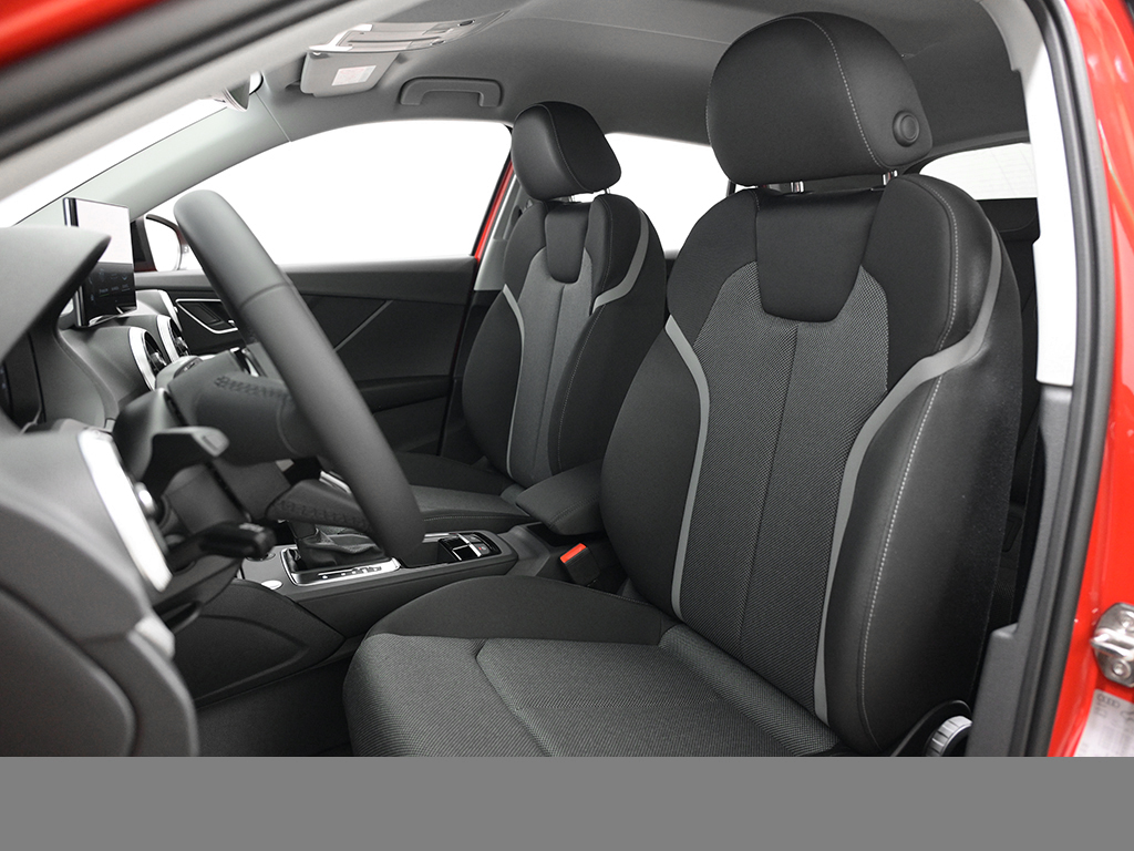 Audi Q2 35 TFSI S tronic advanced AHK+Sonnenschutzverglasung+Komfortpaket