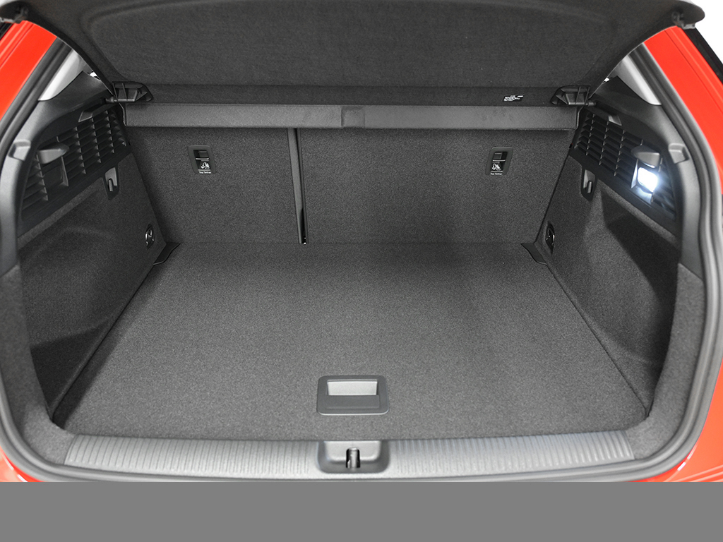 Audi Q2 35 TFSI S tronic advanced AHK+Sonnenschutzverglasung+Komfortpaket