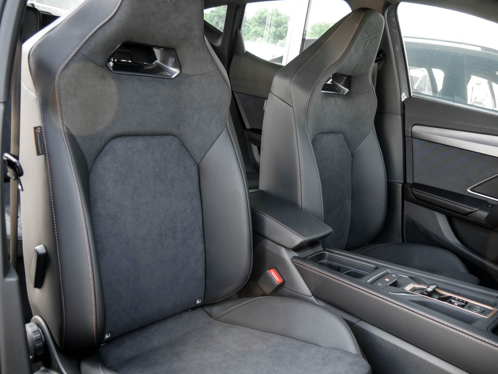 Cupra Formentor 2.0 VZ DSG AHK 360CAM NAVI SENNHEISER