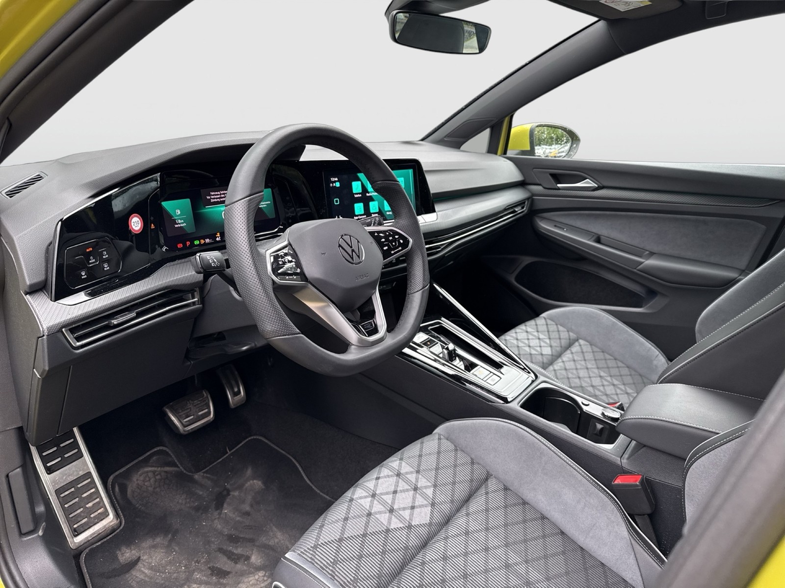 Volkswagen Golf 1.5 R-Line CARPLAY SITZHZ. AHK KAMERA ALU18