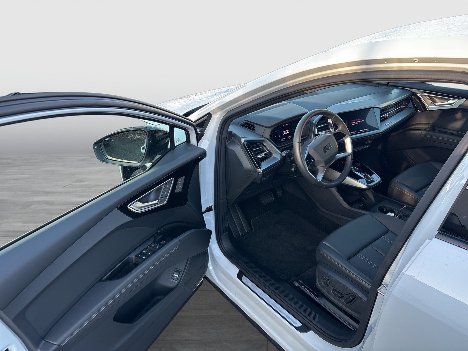 Audi Q4 e-tron Sportback 45 advanced BLACKPAK AHK 20Z