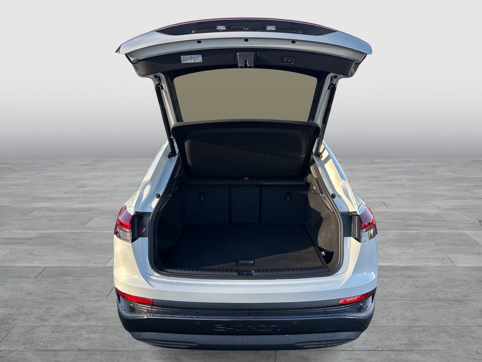 Audi Q4 e-tron Sportback 45 advanced BLACKPAK AHK 20Z