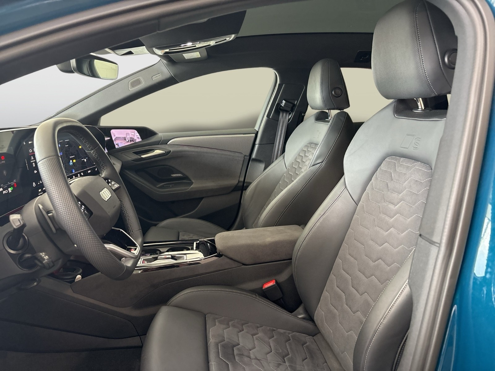 Audi A6 e-tron Avant performance S LINE PANO B&O LM21