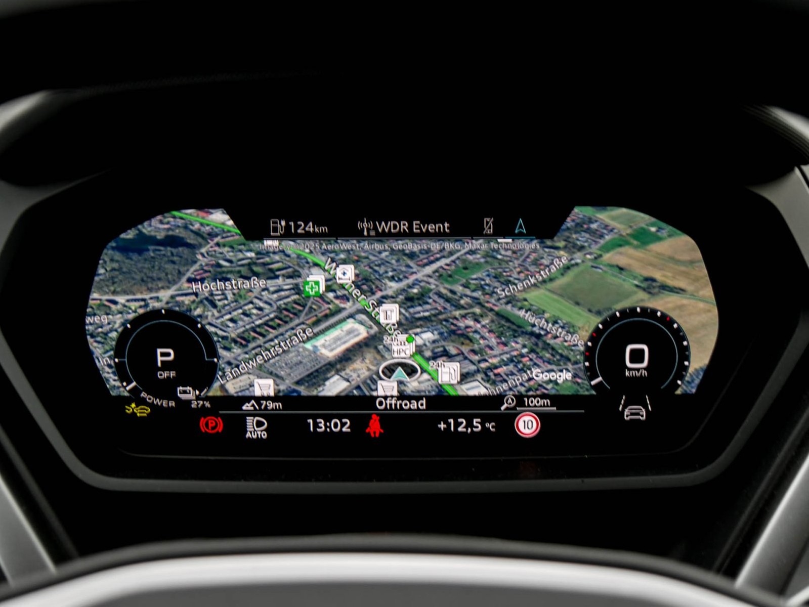 Audi Q4 e-tron 55 quattro S LINE BLACKPAK 360CAM LM21