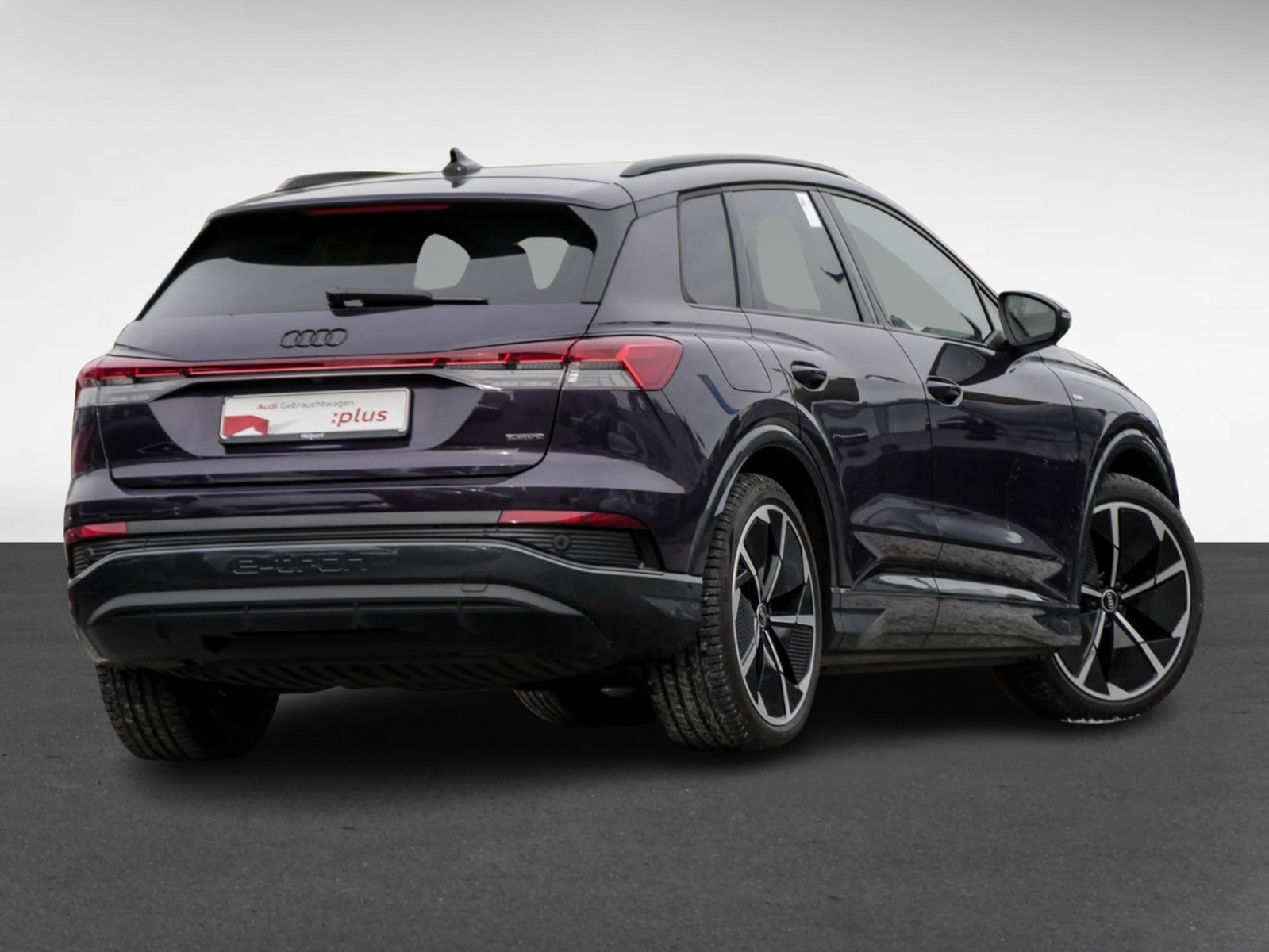 Audi Q4 e-tron 55 quattro S LINE BLACKPAK 360CAM LM21