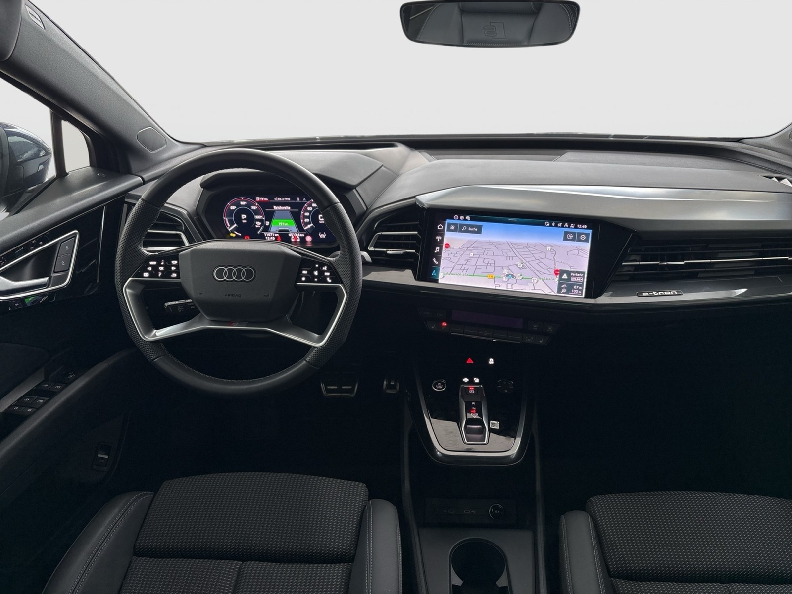 Audi Q4 e-tron 45 quattro S LINE PANO CAM ACC LM19