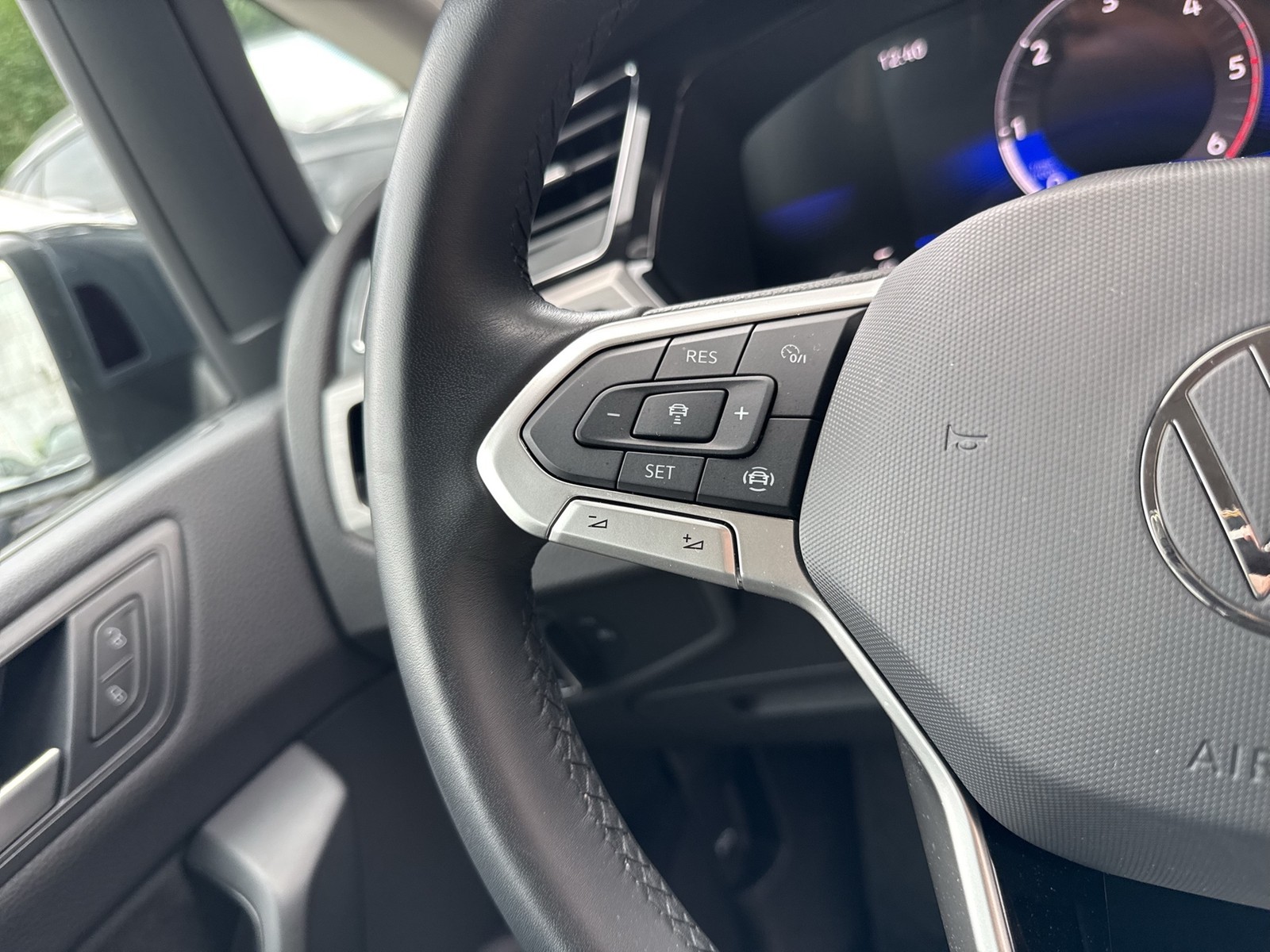 Volkswagen Touran 2.0 COMFORTLINE STANDHZ. AHK CAM ACC NAVI