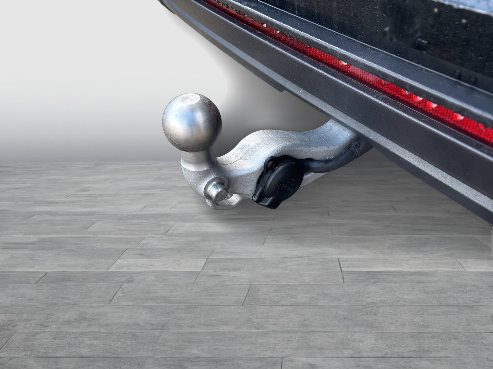 Volkswagen Touareg V6 TSI ELEGANCE NEUESMODELL AHK ACC LM20