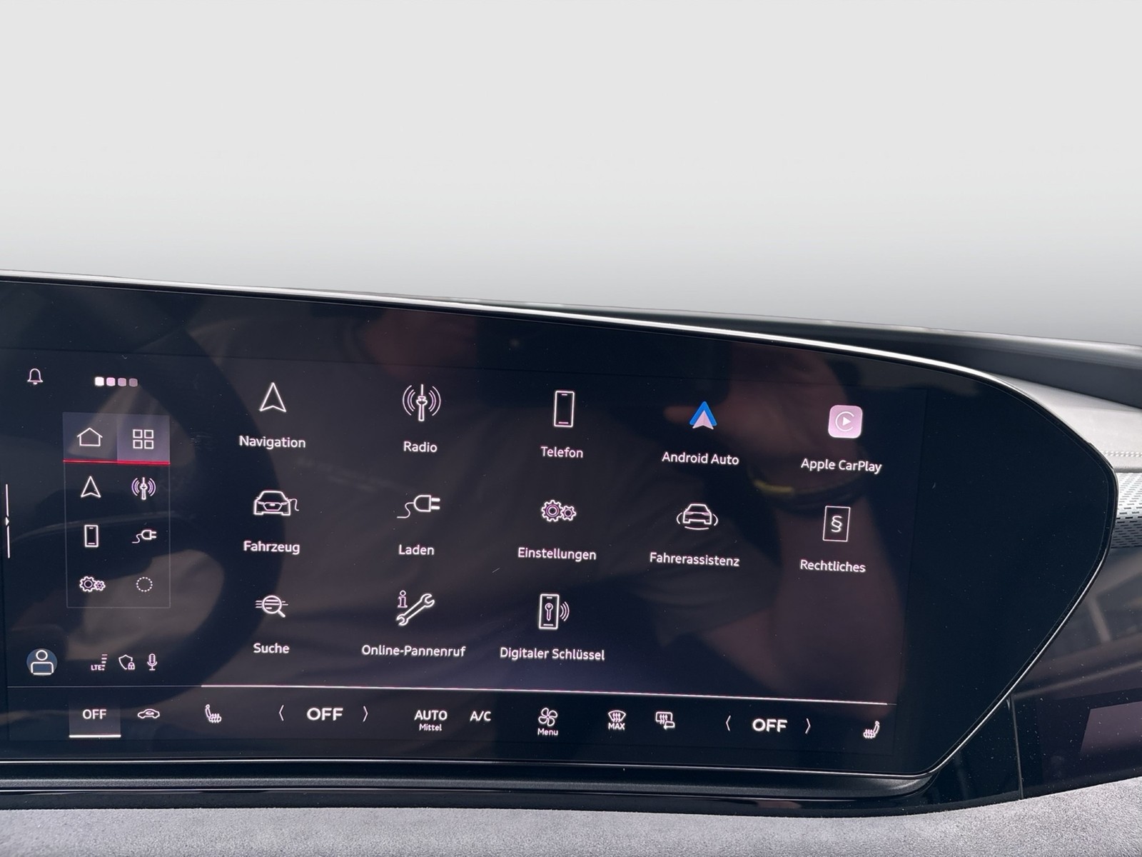 Audi A6 e-tron Avant quattro S LINE AHK 360°CAM LM21