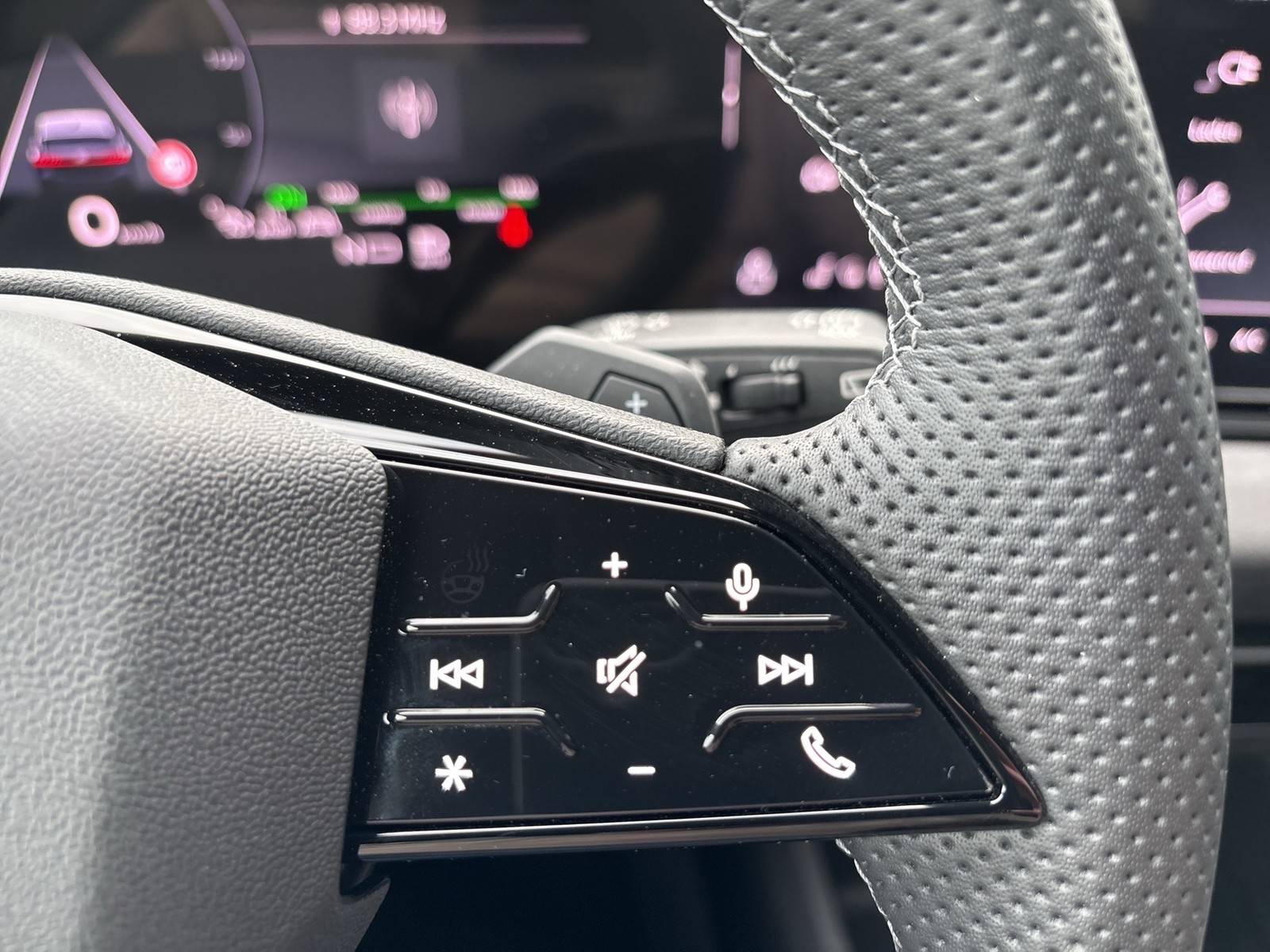 Audi A6 e-tron Avant quattro S LINE AHK 360°CAM LM21