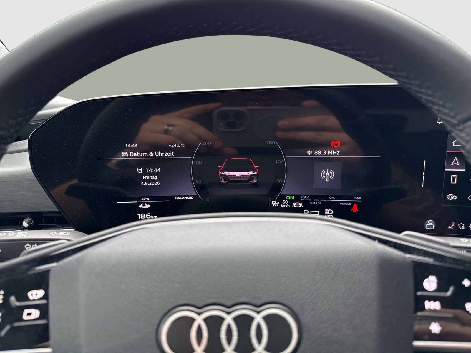 Audi A6 e-tron Avant performance S LINE B&O AHK LM20