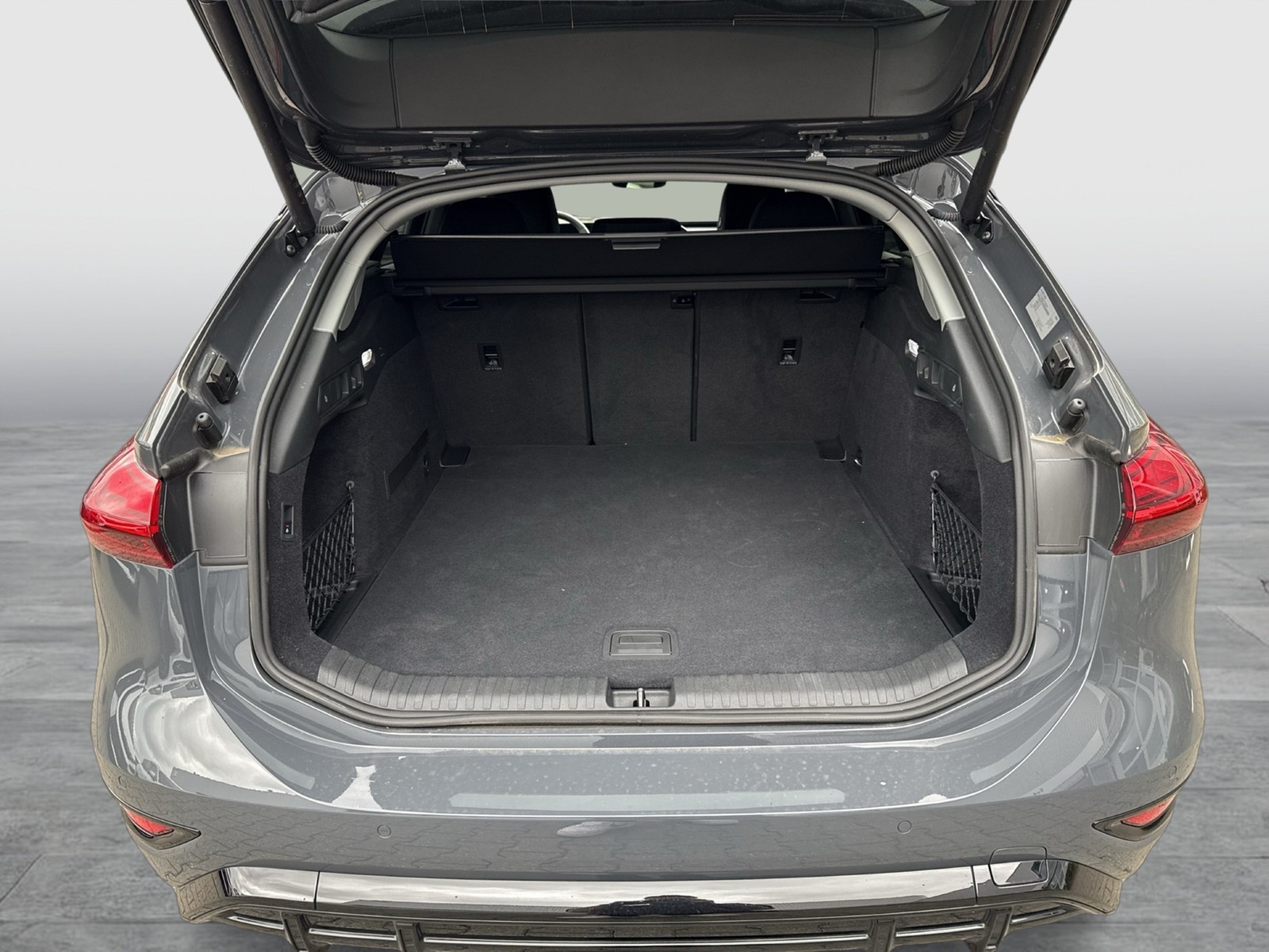 Audi A6 e-tron Avant performance S LINE B&O AHK LM20