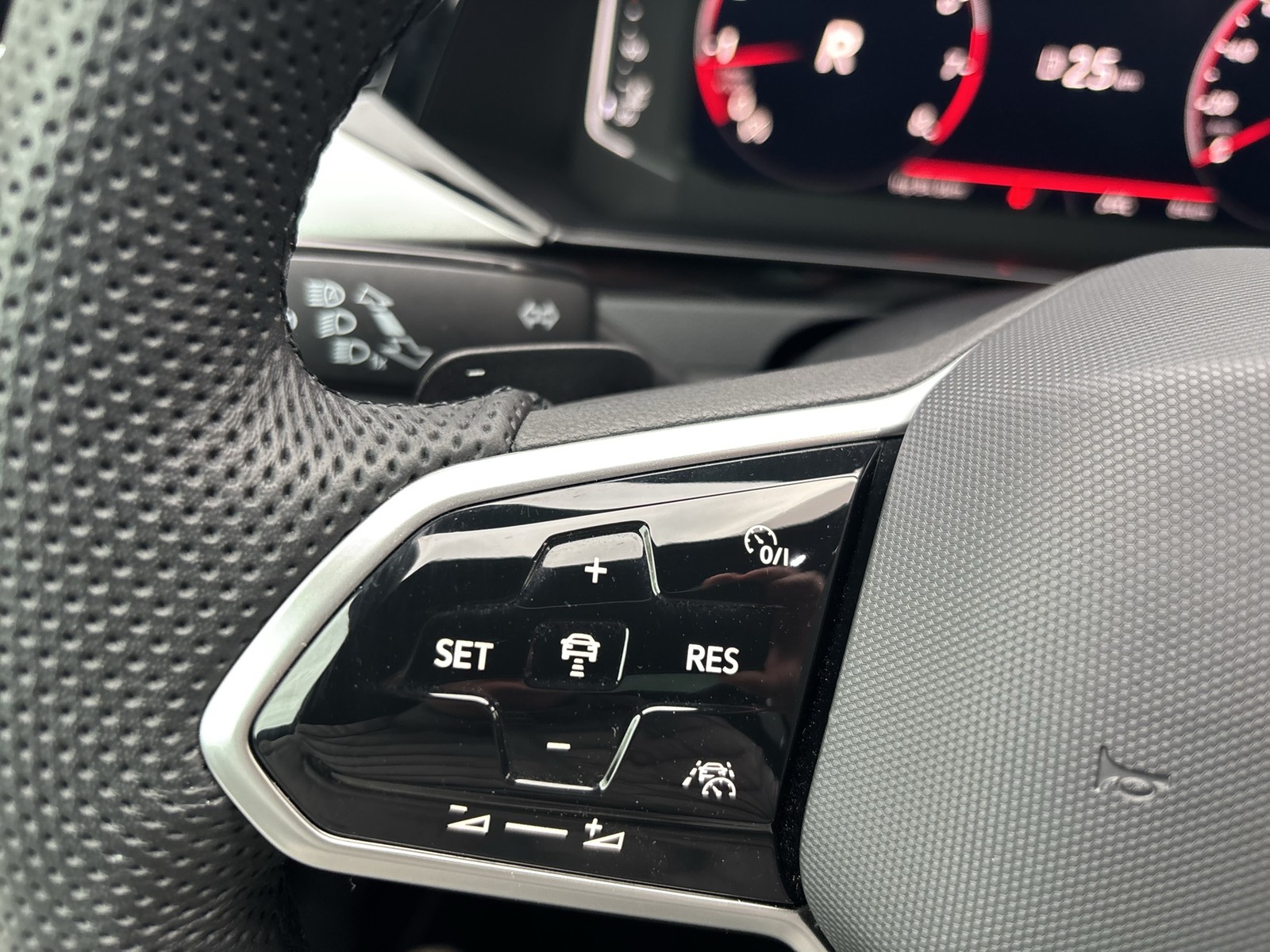 Volkswagen Arteon Shooting Brake 2.0 R-LINE LEDER PANO LM20