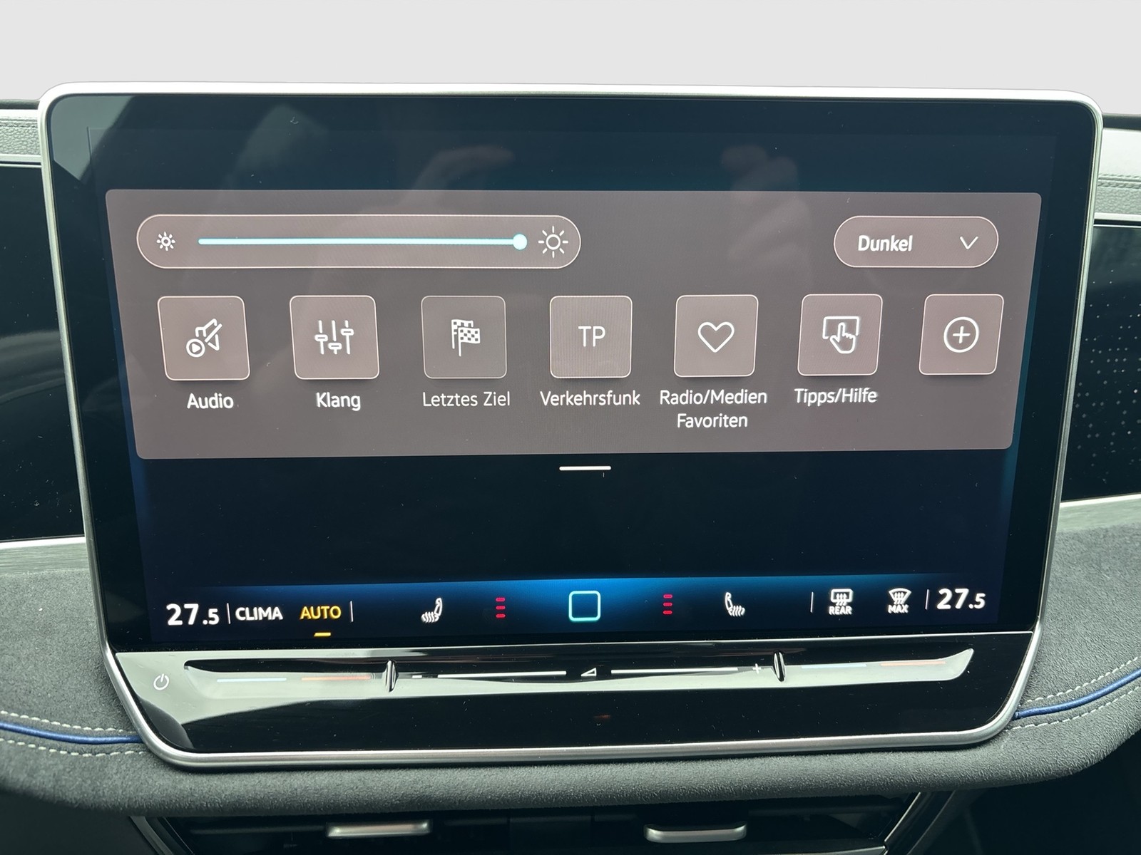 Volkswagen Passat Variant 2.0 R-LINE NEUESMODELL AHK 360CAM