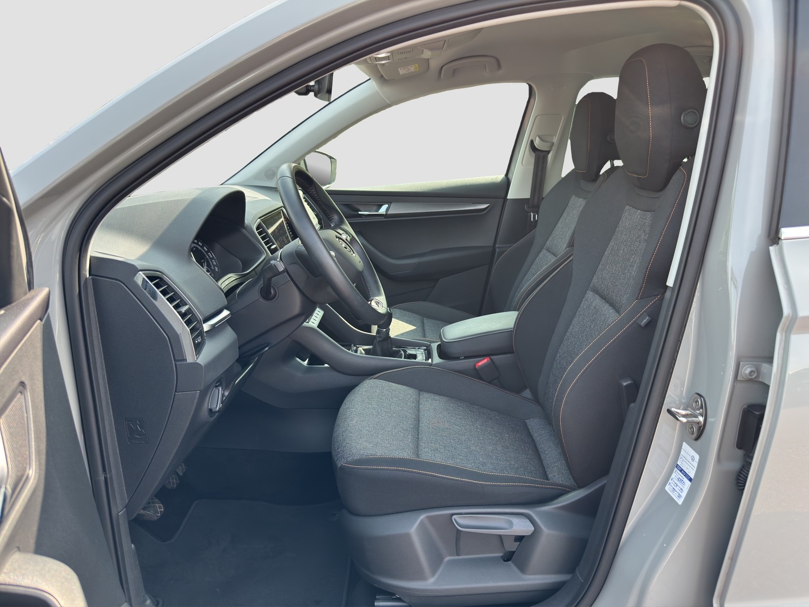 Skoda Karoq 1.0 CLEVER LM18 CARPLAY SITZHEIZUNG