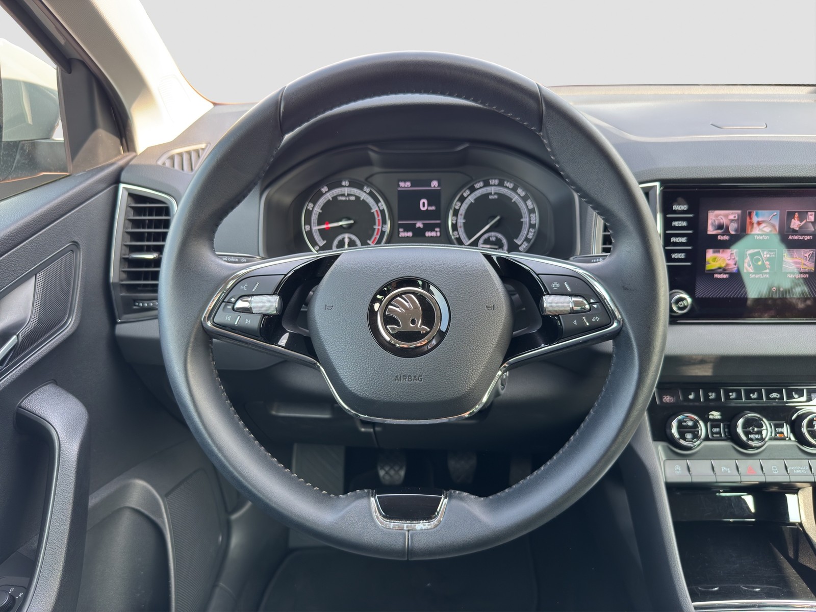 Skoda Karoq 1.0 CLEVER LM18 CARPLAY SITZHEIZUNG