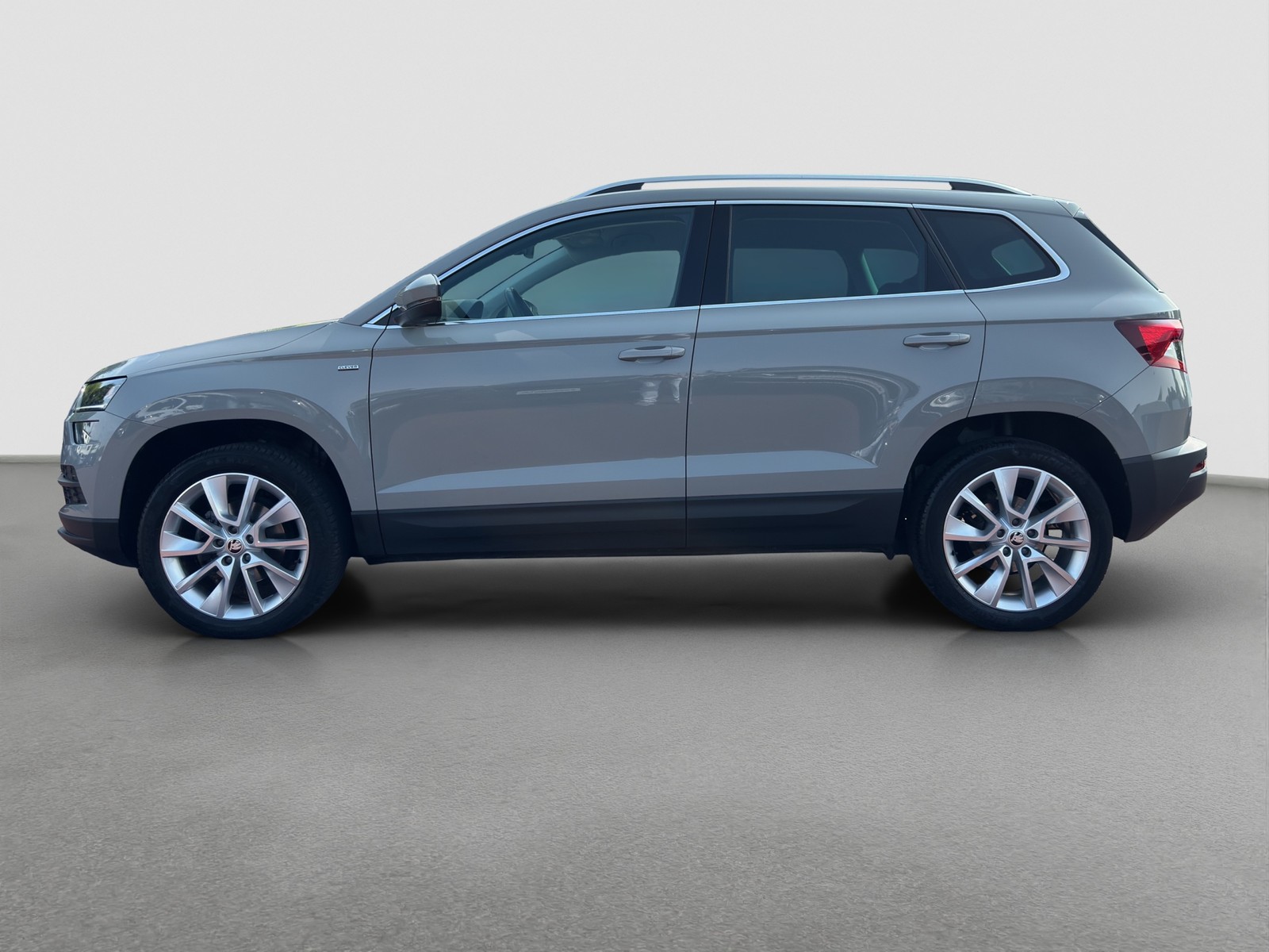Skoda Karoq 1.0 CLEVER LM18 CARPLAY SITZHEIZUNG