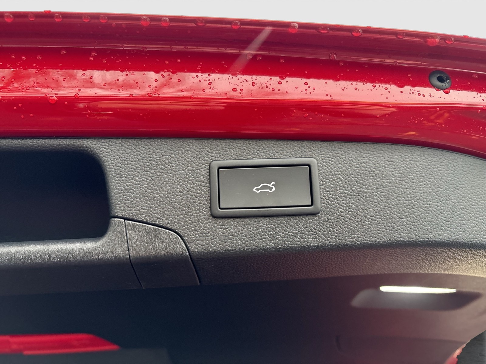 Volkswagen Passat Variant 1.5 eTSI BUSINESS NEUESMODELL CAM