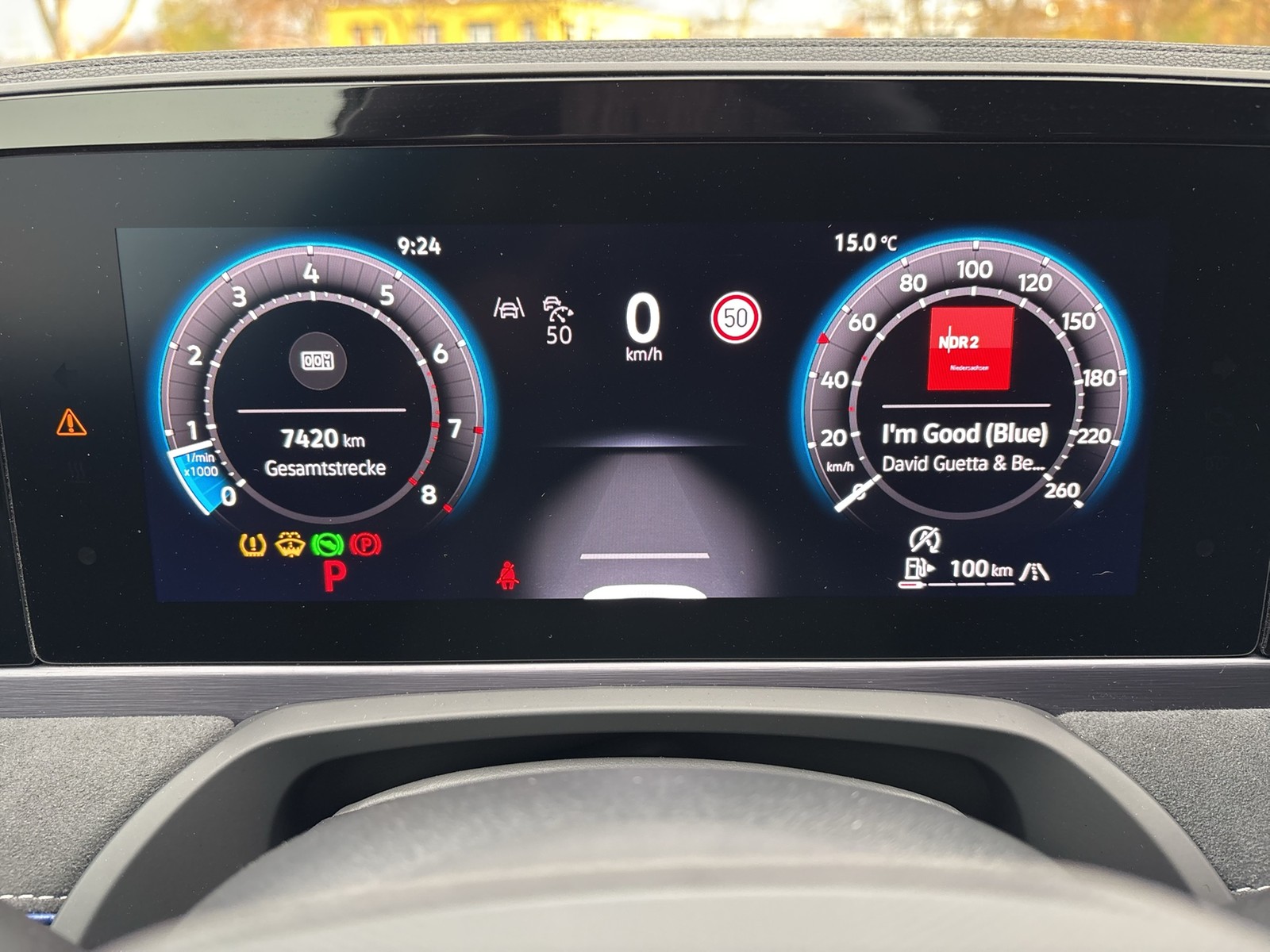 Volkswagen Passat Variant 2.0 R-LINE 4X4 NEUESMODELL AHK 19Z