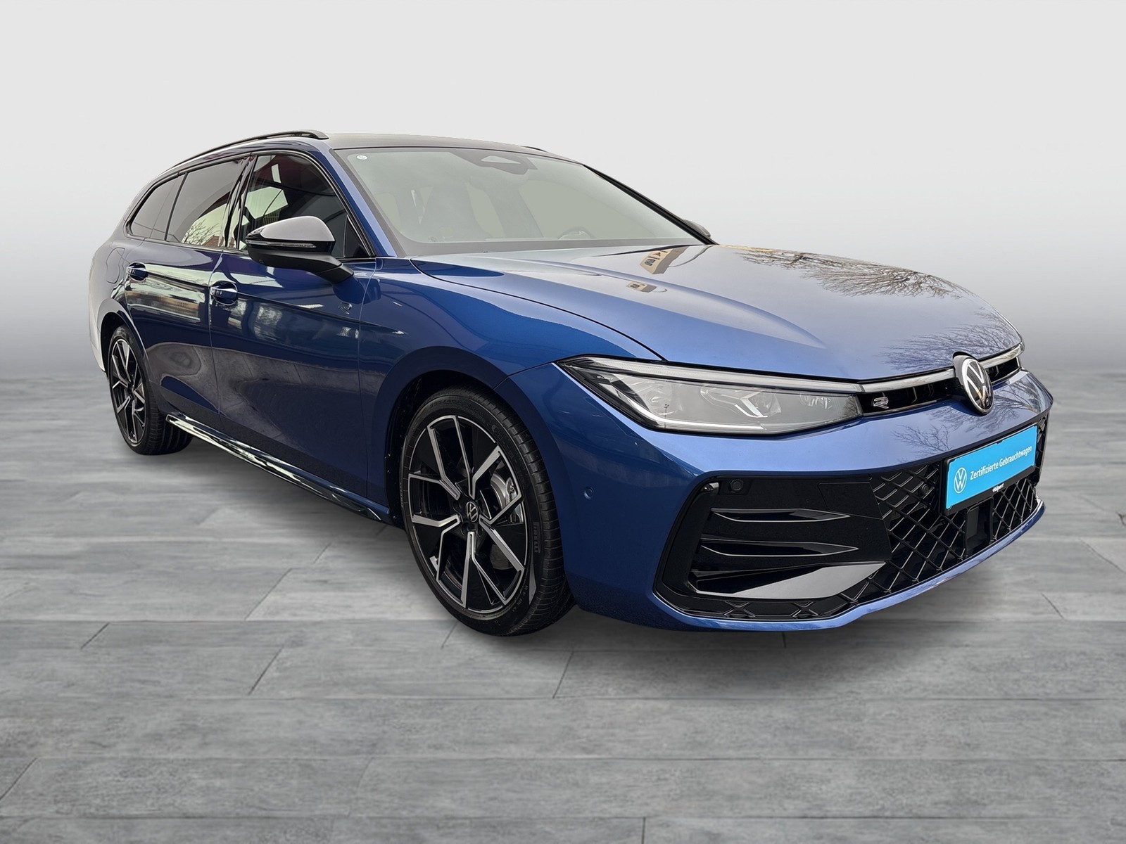 Volkswagen Passat Variant 2.0 R-LINE 4X4 NEUESMODELL AHK 19Z