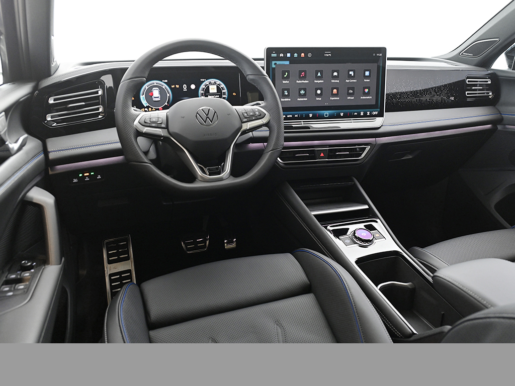 Volkswagen Tiguan 2.0 R-LINE 4X4 NEUESMODELL LEDER PANO 20Z