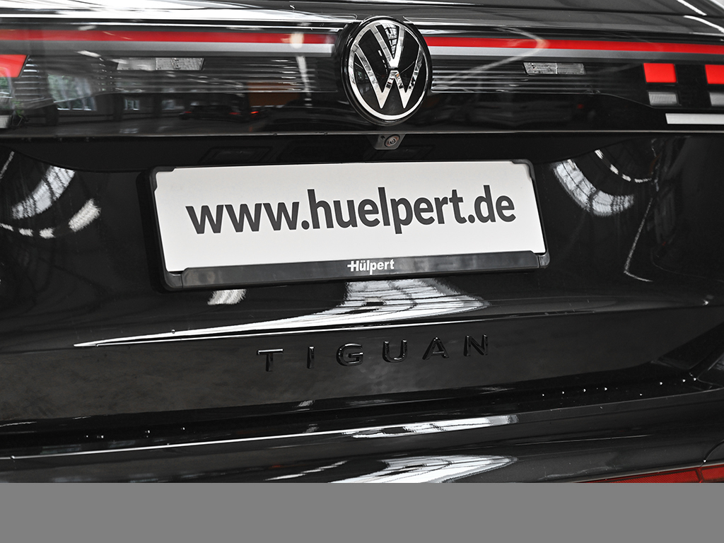 Volkswagen Tiguan 2.0 R-LINE 4X4 NEUESMODELL LEDER PANO 20Z