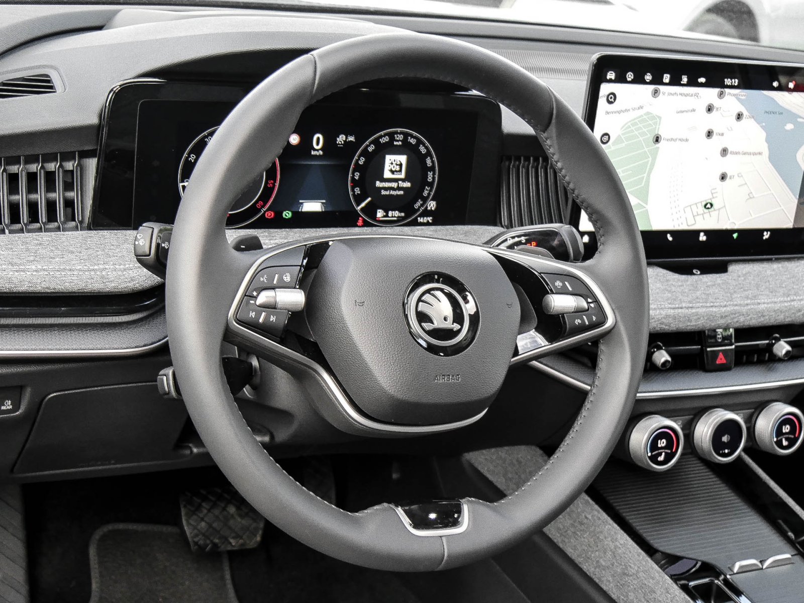 Skoda Superb Combi 2.0 SELECTION STANDHZ. AHK 360°CAM