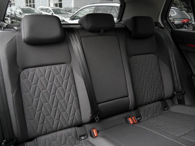 Volkswagen Golf 1.5 LIFE PANO CARPLAY ALU17" SITZHEIZ.