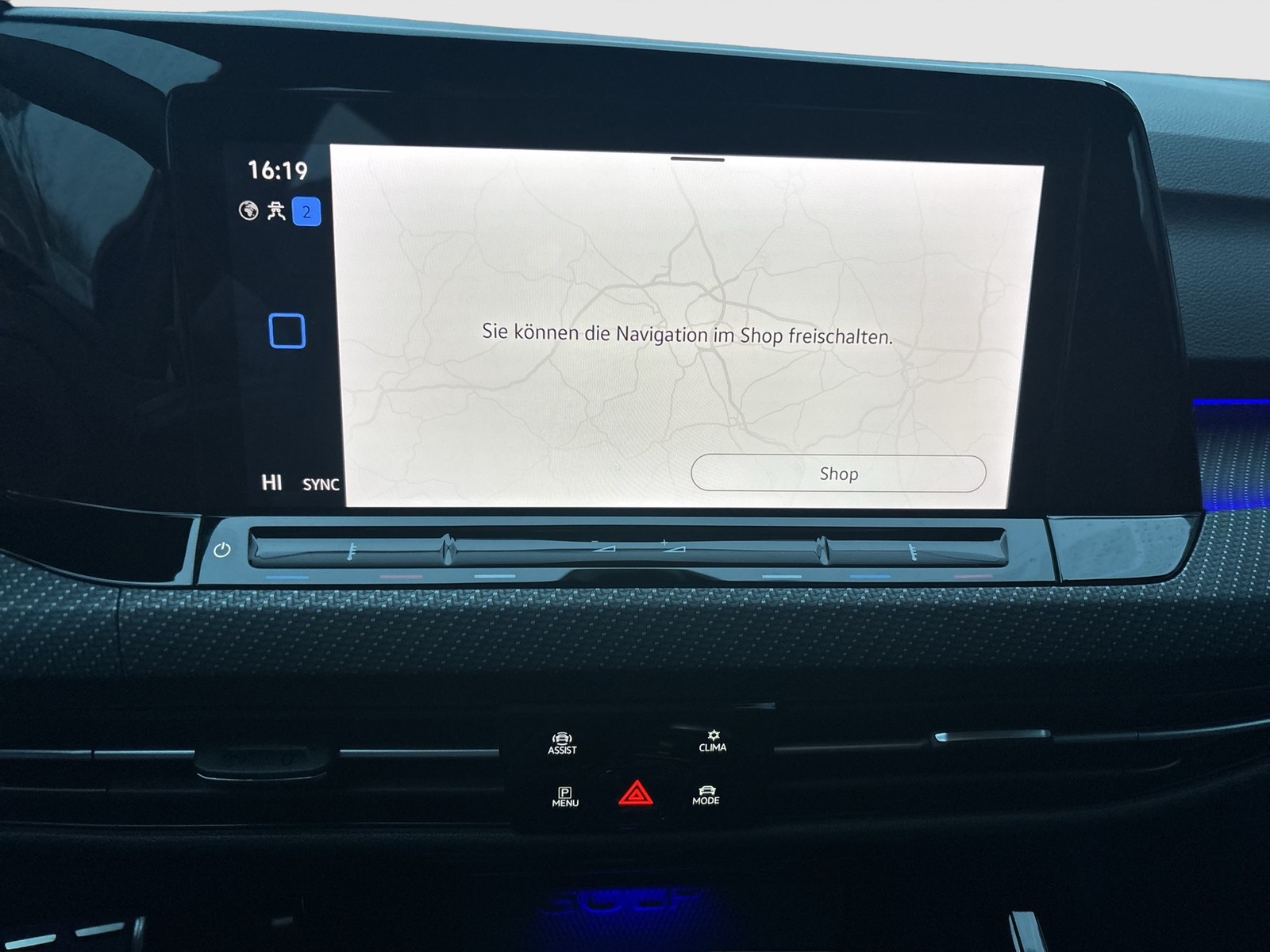 Volkswagen Golf VIII 2.0 R 4X4 AKRAPOVIC ACC LM18 CARPLAY
