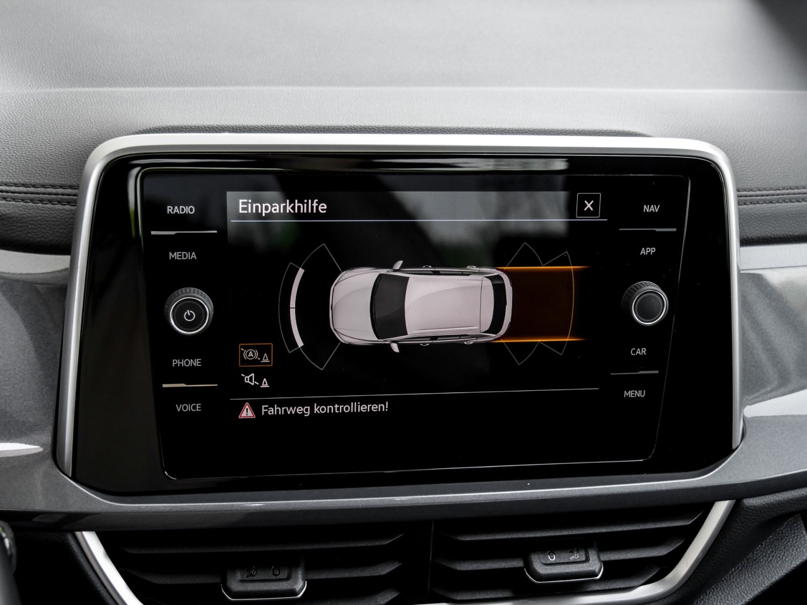Volkswagen T-Roc 1.5 STYLE ACC LM17 NAVI CARPLAY SITZHEIZ