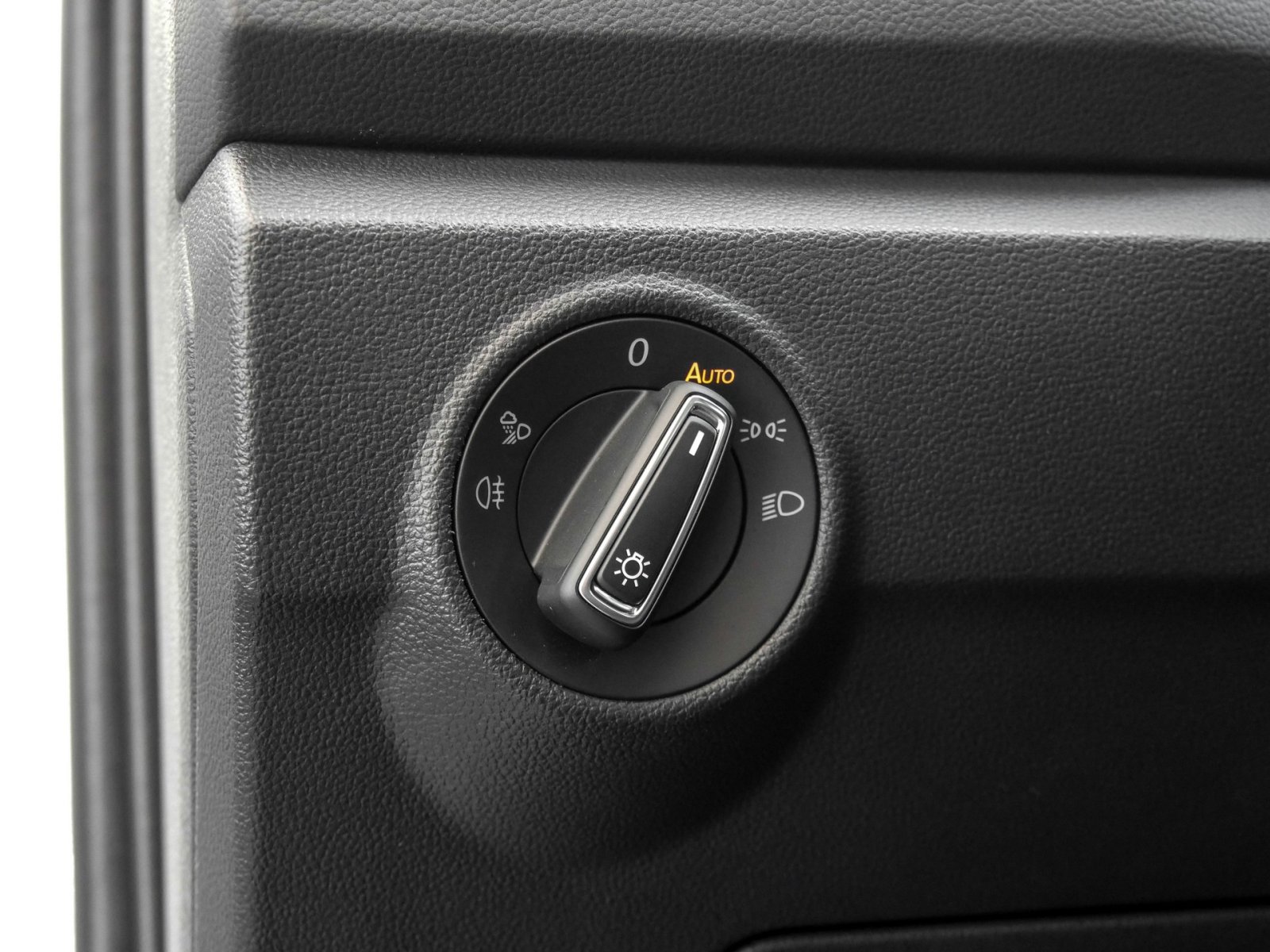 Volkswagen T-Roc 1.5 STYLE ACC LM17 NAVI CARPLAY SITZHEIZ