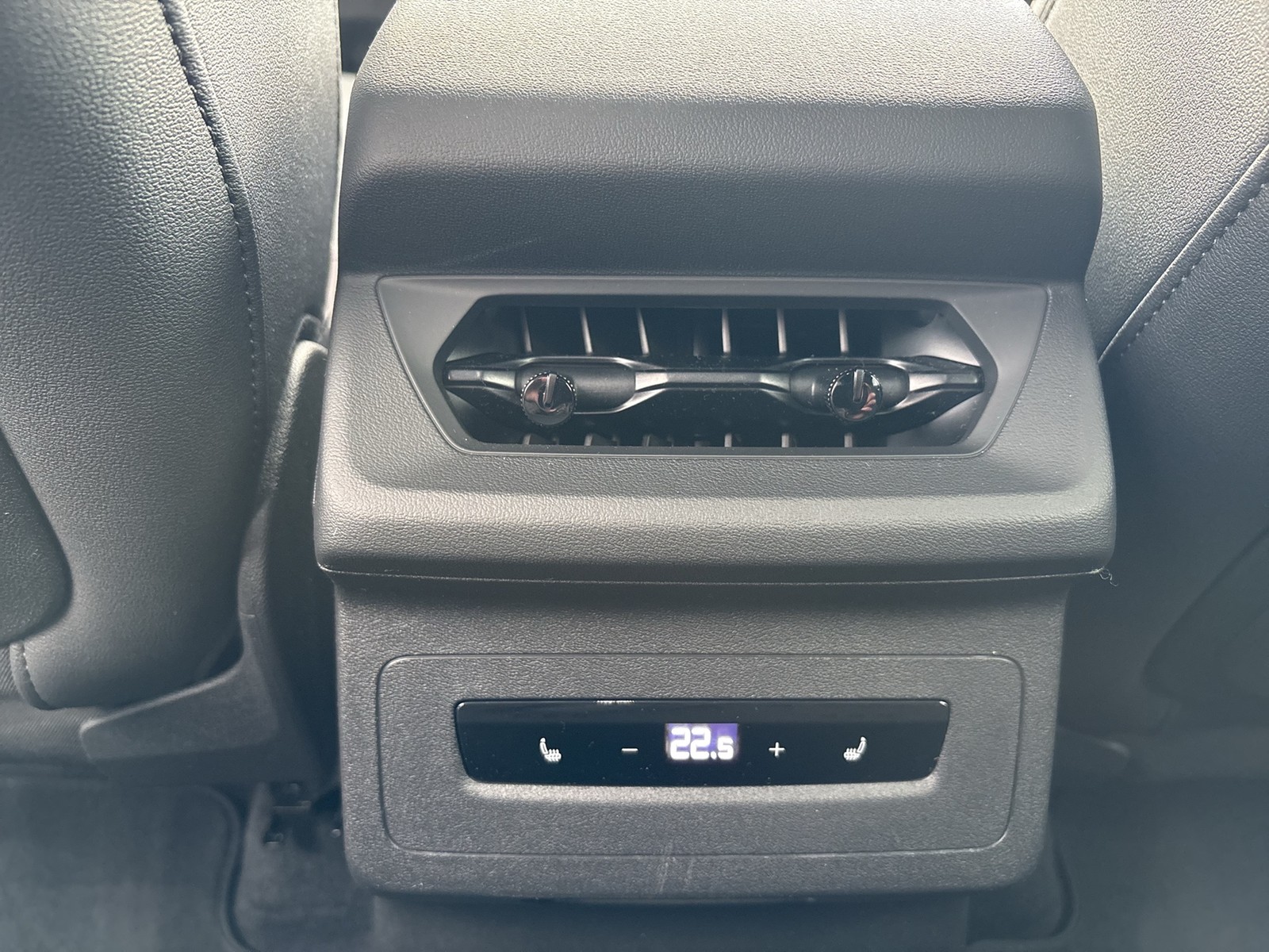 Audi Q6 e-tron quattro S LINE BLACKPAK TECHPRO 21"