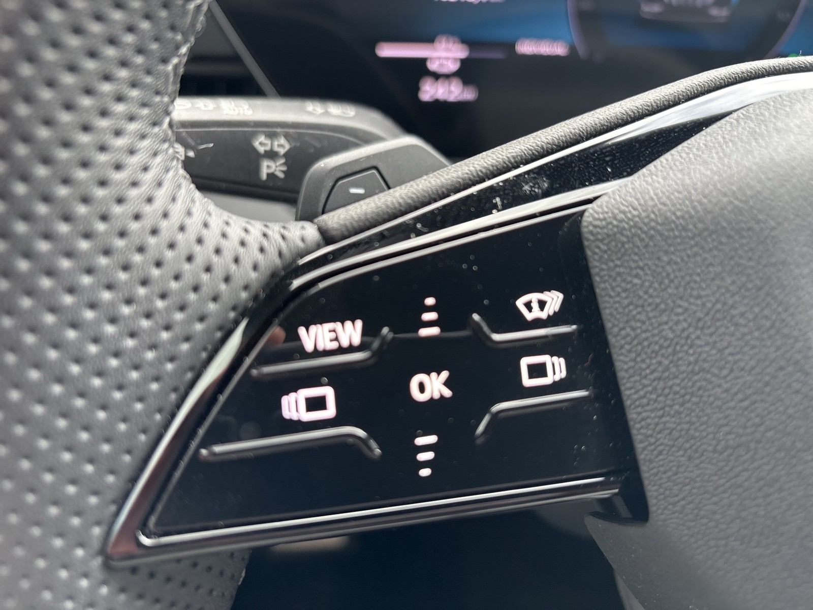 Audi Q6 e-tron quattro S LINE BLACKPAK TECHPRO 21"