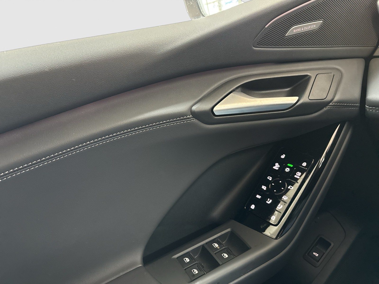 Audi Q6 e-tron quattro S LINE TECHPRO 21" PANO B&O