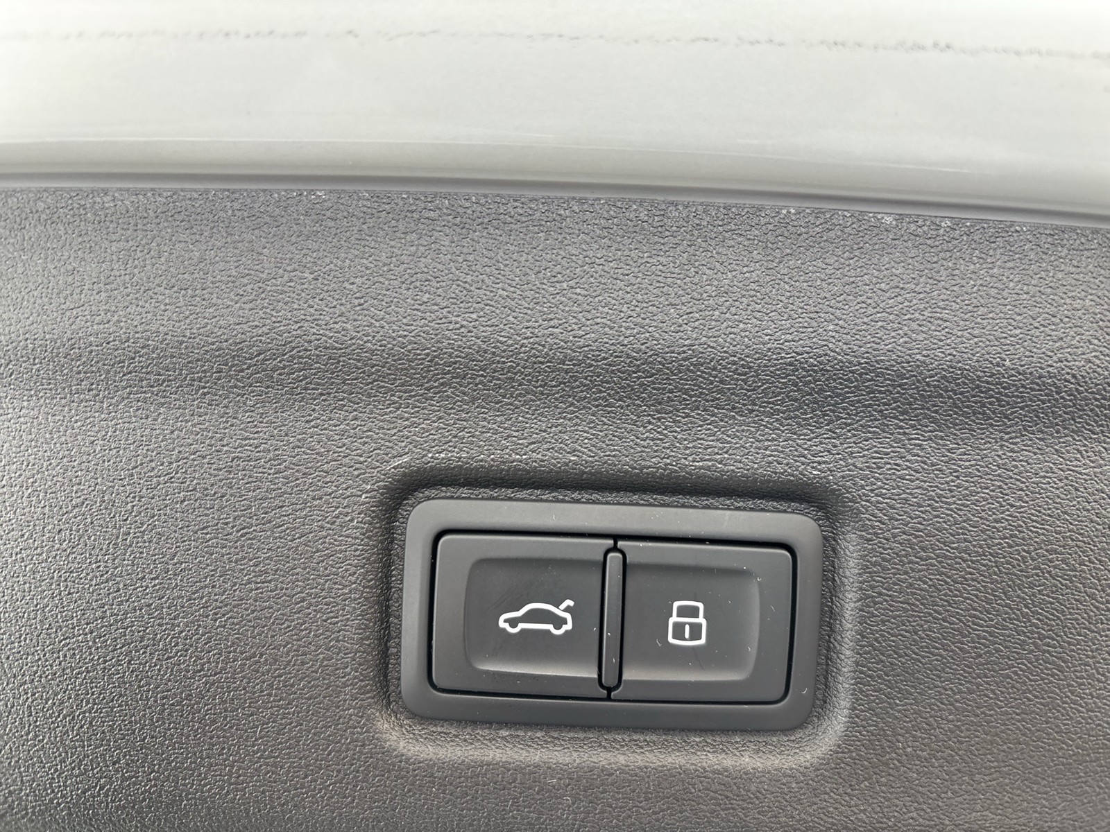 Audi Q6 e-tron quattro S LINE TECHPRO 21" PANO B&O