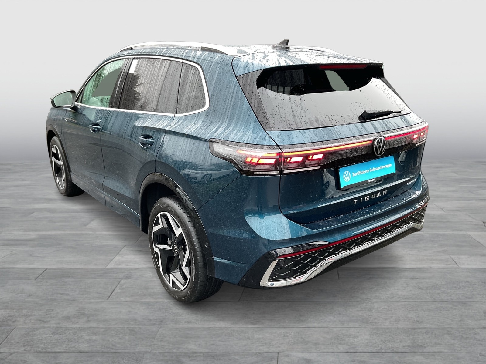 Volkswagen Tiguan 1.5 HYBRID R-LINE NEUES MODELL AHK LM19