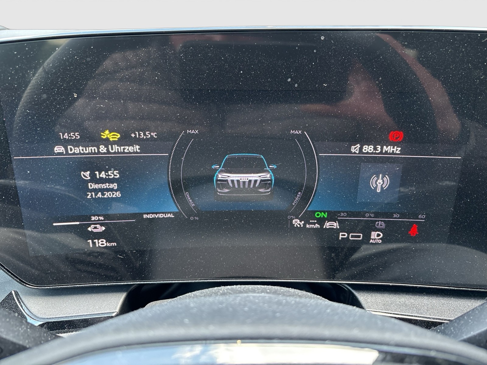 Audi Q6 e-tron quattro S LINE TECHPRO 21" SPORTSOUND
