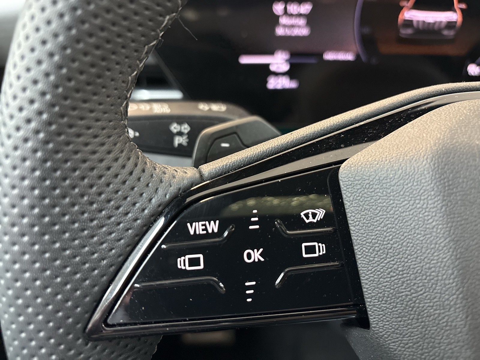 Audi Q6 e-tron quattro S LINE TECHPR 21" LUFTFAHRWERK