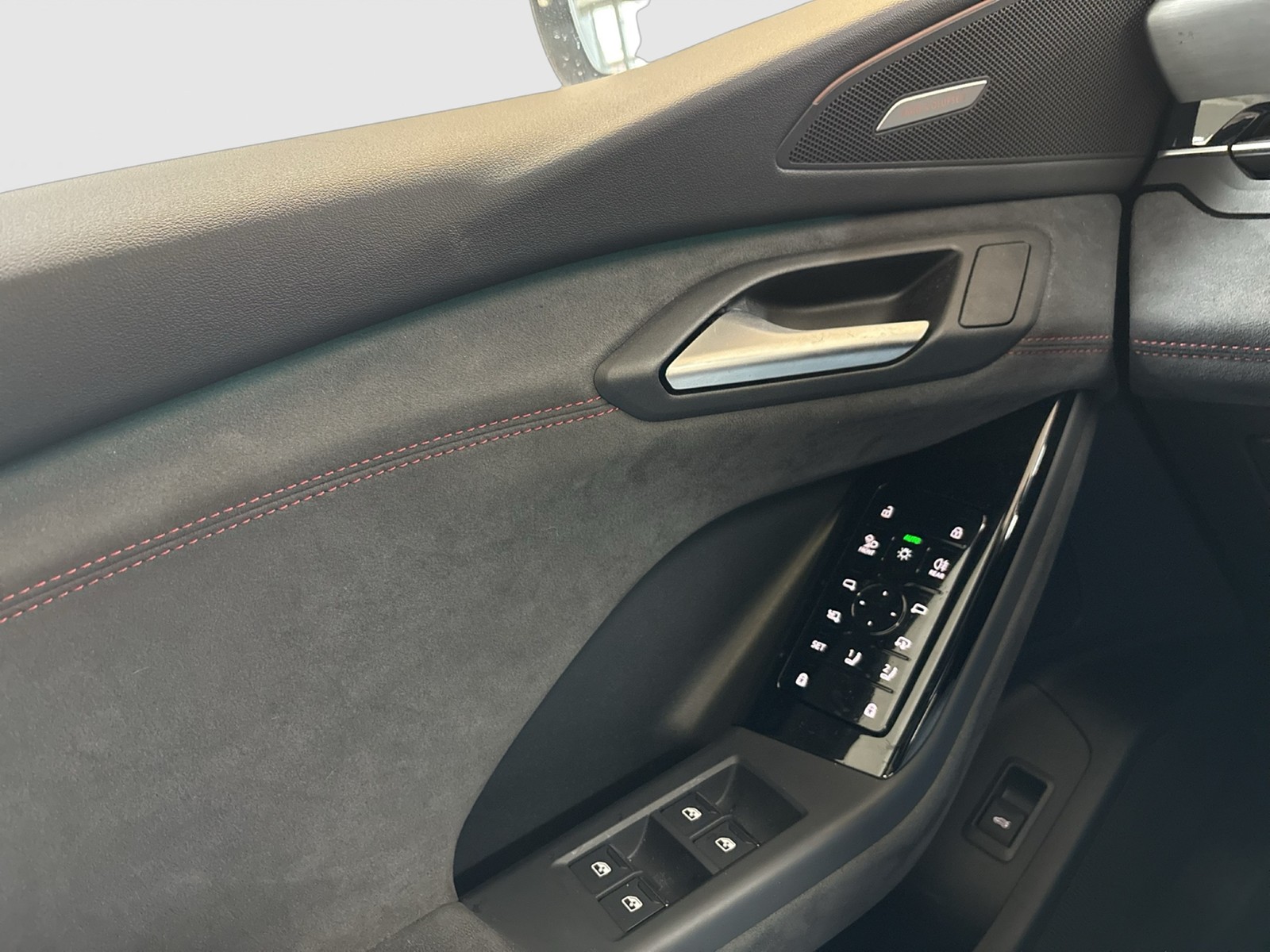 Audi Q6 e-tron quattro S LINE TECHPR 21" LUFTFAHRWERK