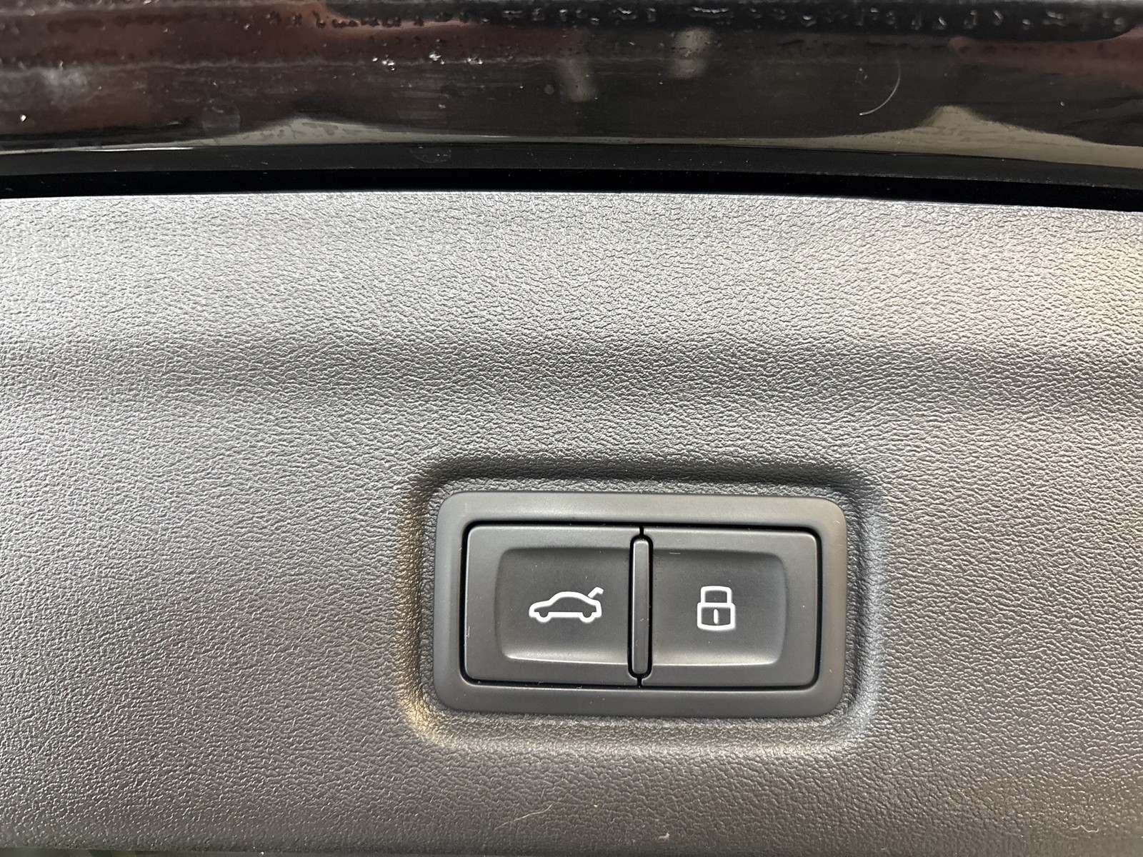 Audi Q6 e-tron quattro S LINE TECHPR 21" LUFTFAHRWERK