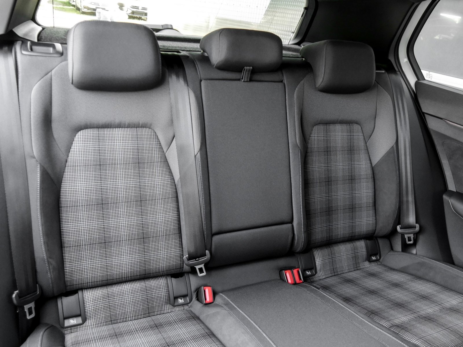 Volkswagen Golf VIII 1.5 HYBRID GTE BLACKSTYLE FACELIFT CAM