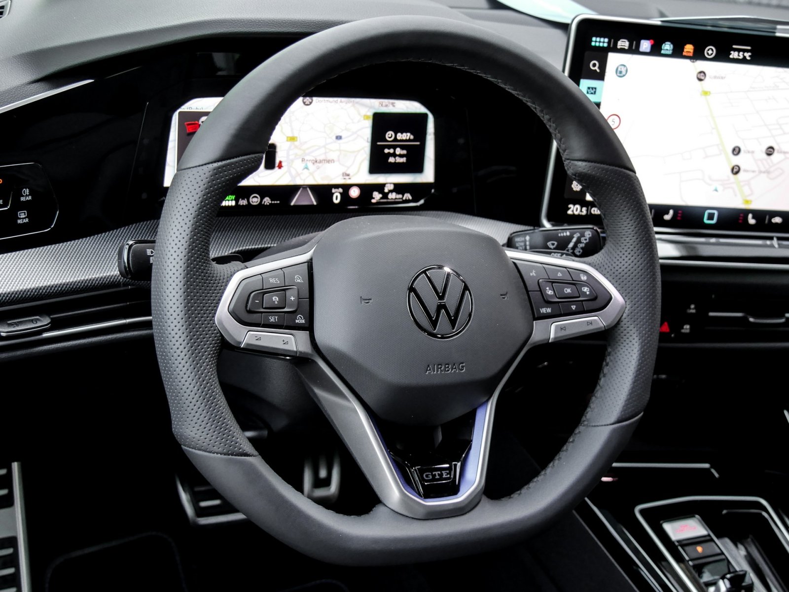 Volkswagen Golf VIII 1.5 HYBRID GTE BLACKSTYLE FACELIFT CAM