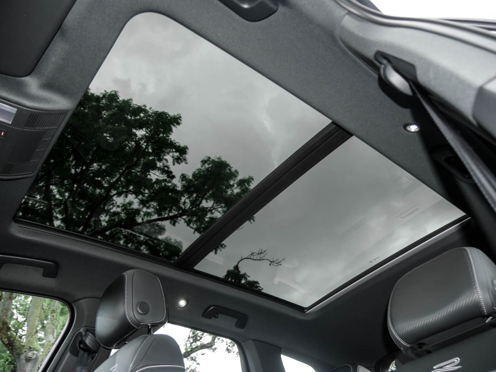 Volkswagen Touareg V6 R-LINE NEUES MODELL PANO CAM ACC LM19