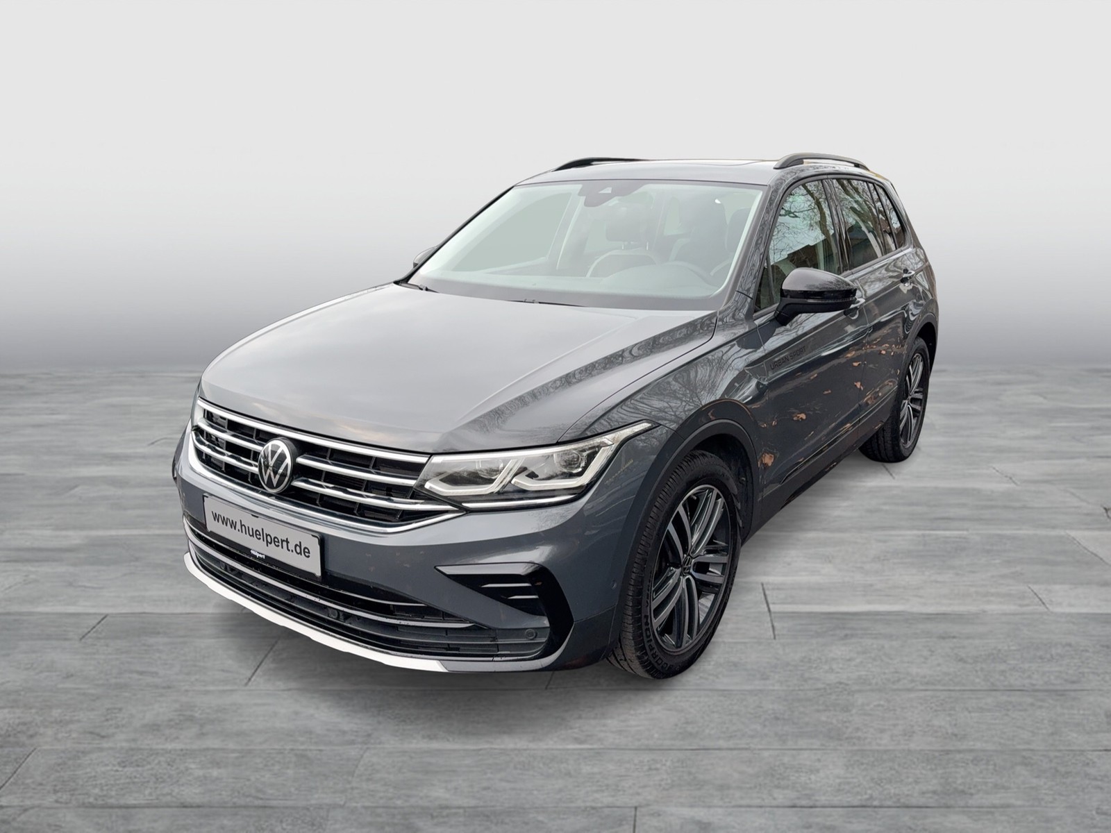 Volkswagen Tiguan 2.0 URBAN SPORT PANO AHK ALU19 NAVI 4X4