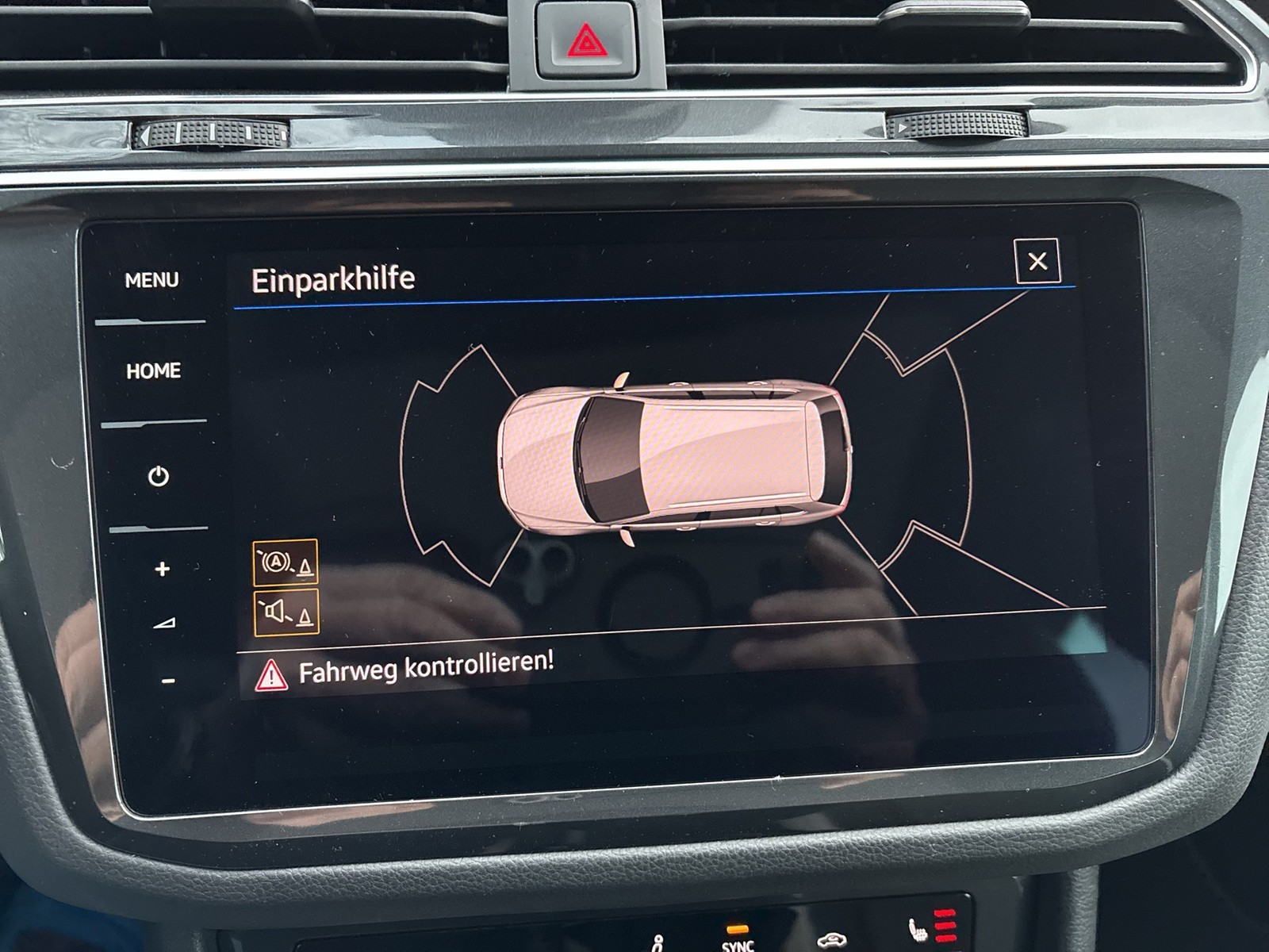 Volkswagen Tiguan 2.0 URBAN SPORT PANO AHK ALU19 NAVI 4X4