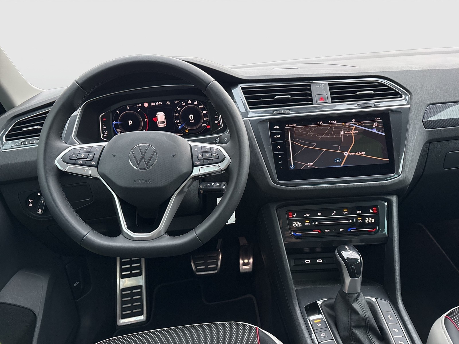 Volkswagen Tiguan 2.0 URBAN SPORT PANO AHK ALU19 NAVI 4X4