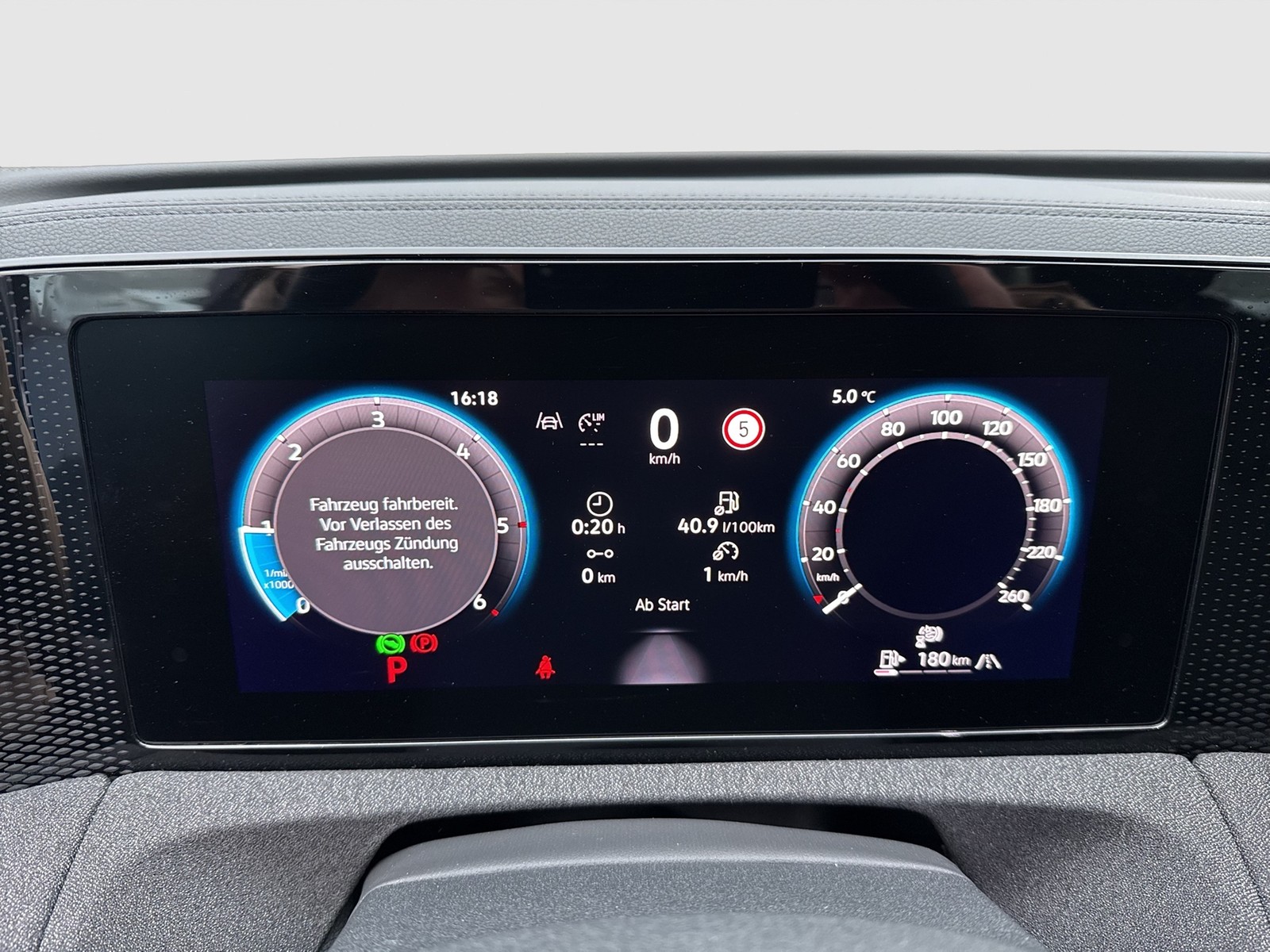 Volkswagen Tiguan 2.0 NEUES MODELL AHK CAM NAVI SITZHEIZUNG