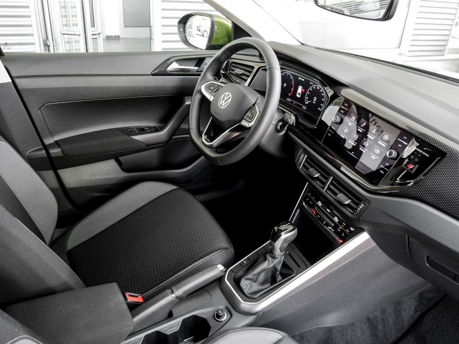 Volkswagen Taigo 1.5 LIFE ACC LM17 CARPLAY SITZHEIZUNG
